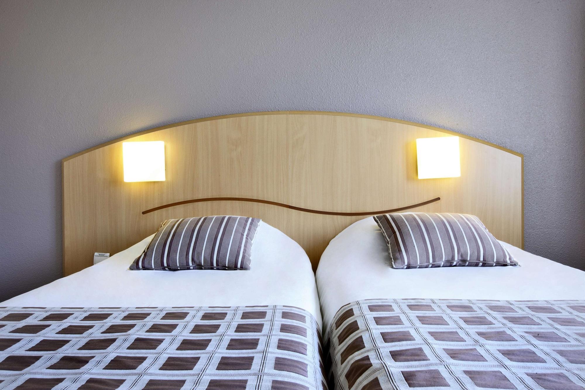 Kyriad Hotel Montpellier Centre Antigone Buitenkant foto