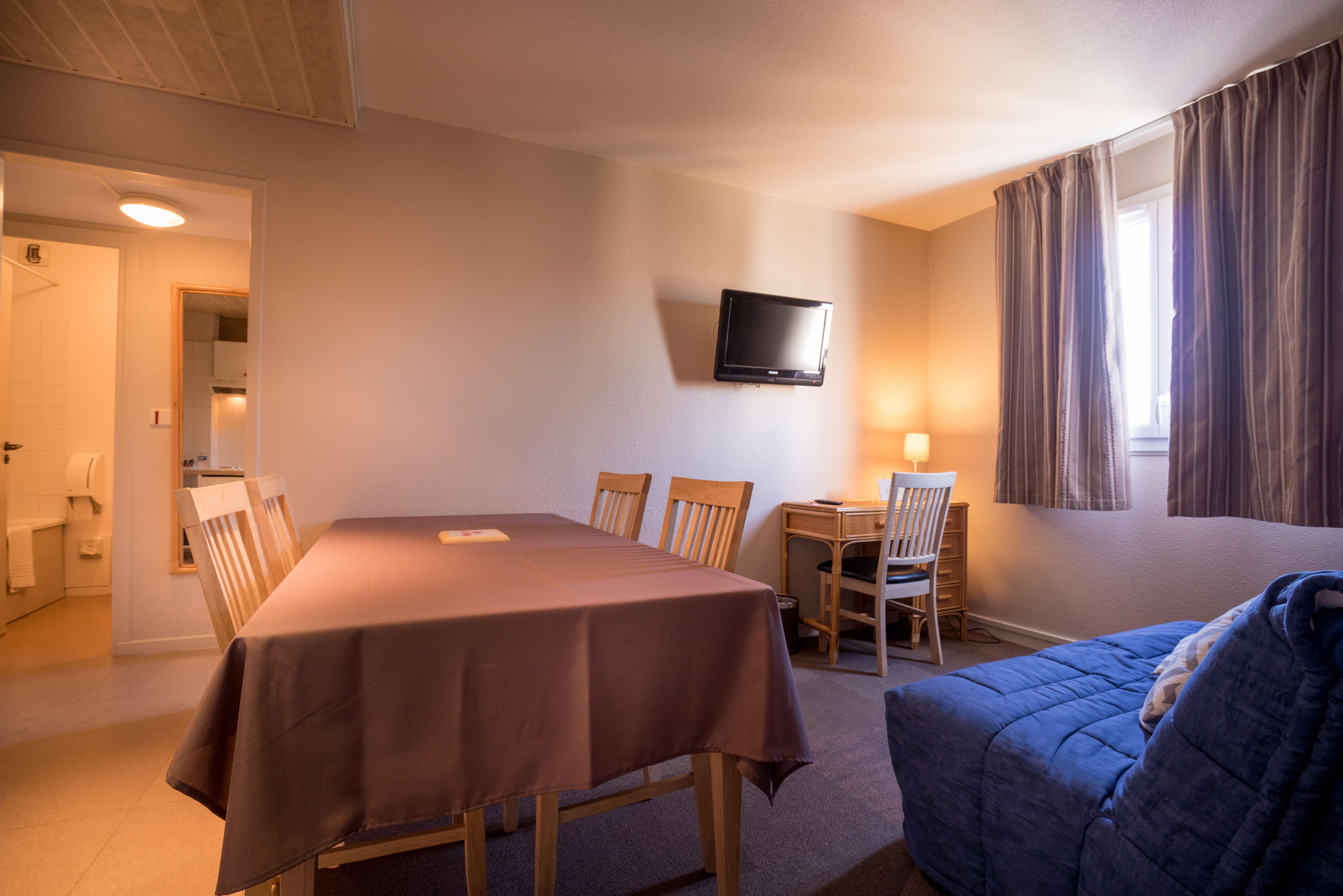 Kyriad Hotel Montpellier Centre Antigone Buitenkant foto