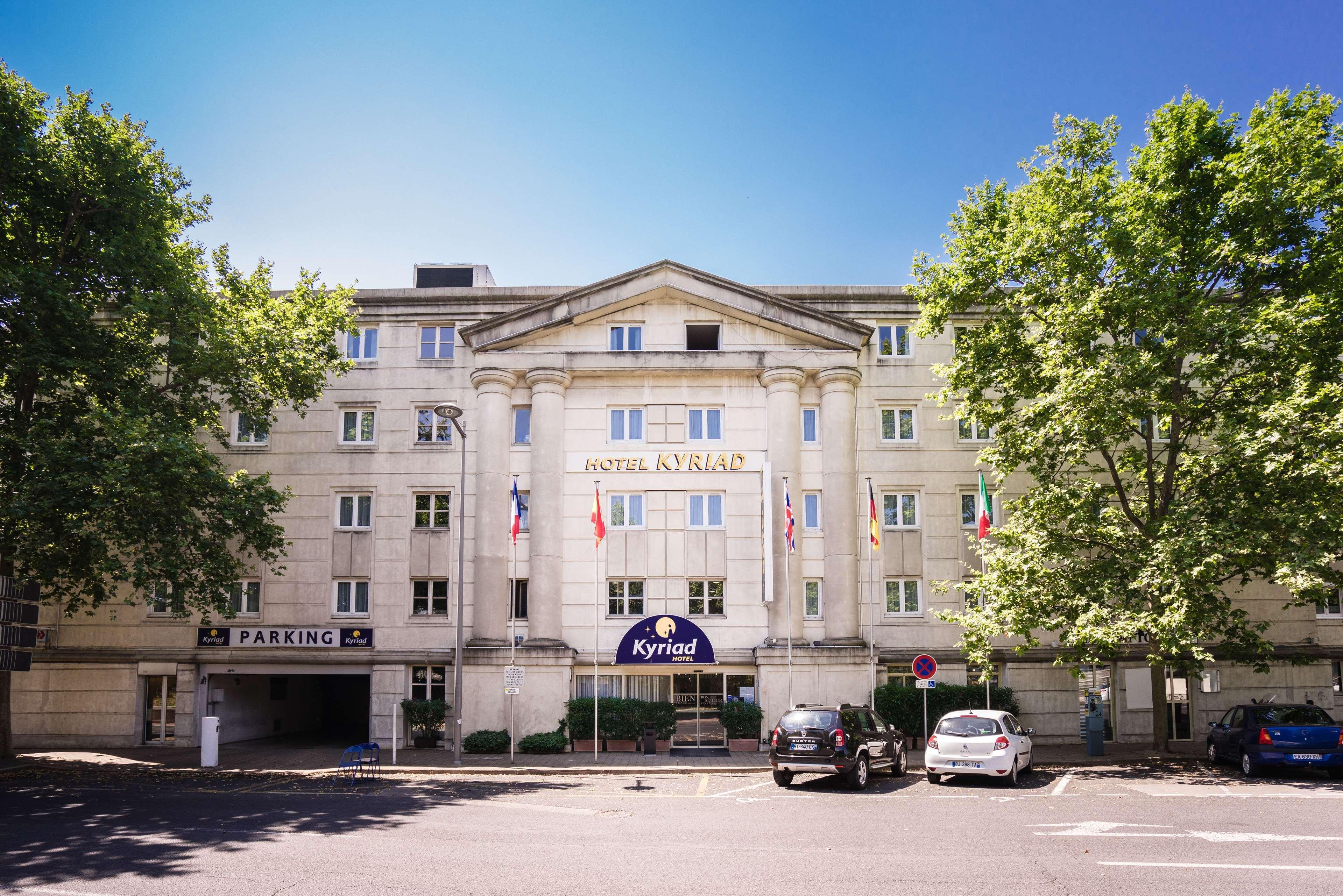 Kyriad Hotel Montpellier Centre Antigone Buitenkant foto