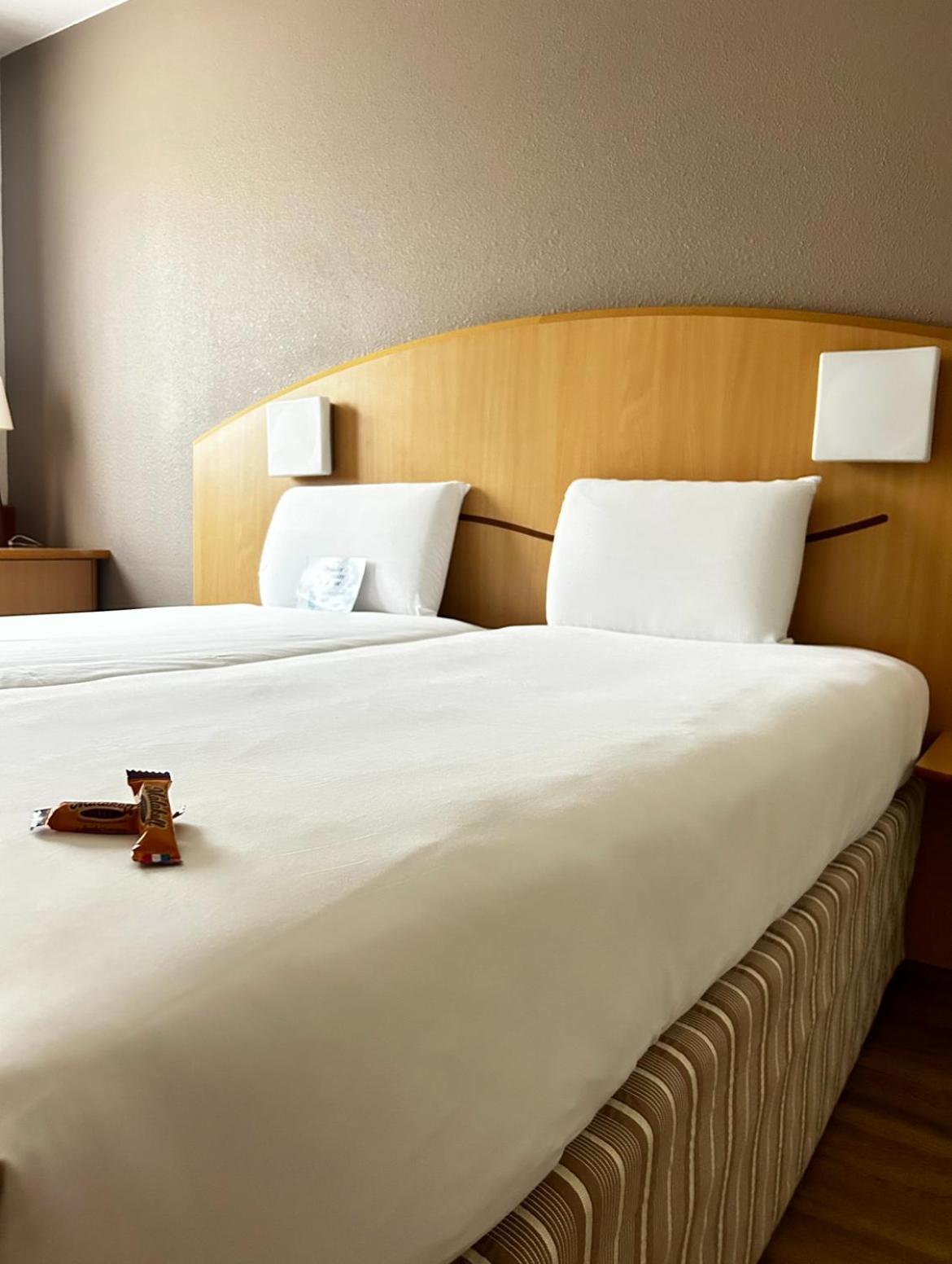 Kyriad Hotel Montpellier Centre Antigone Buitenkant foto
