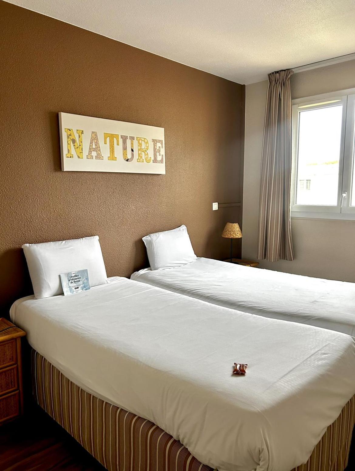 Kyriad Hotel Montpellier Centre Antigone Buitenkant foto